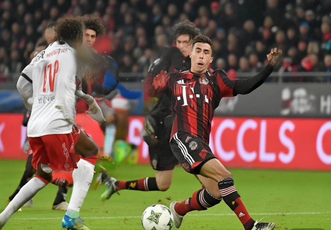 拜仁慕尼黑VS RB莱比锡：巅峰对决赛前瞻与战术分析(图4)